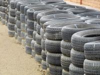 Tyre crash barrier.jpg